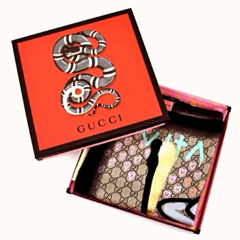 Authentic Gucci Gucci Ghost Rare “Life is Gucci” Silk Scarf